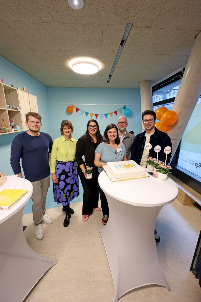 mini*Eltern-Kind-Treff eröffnete im neuen Friederike-Mayröcker-Hof