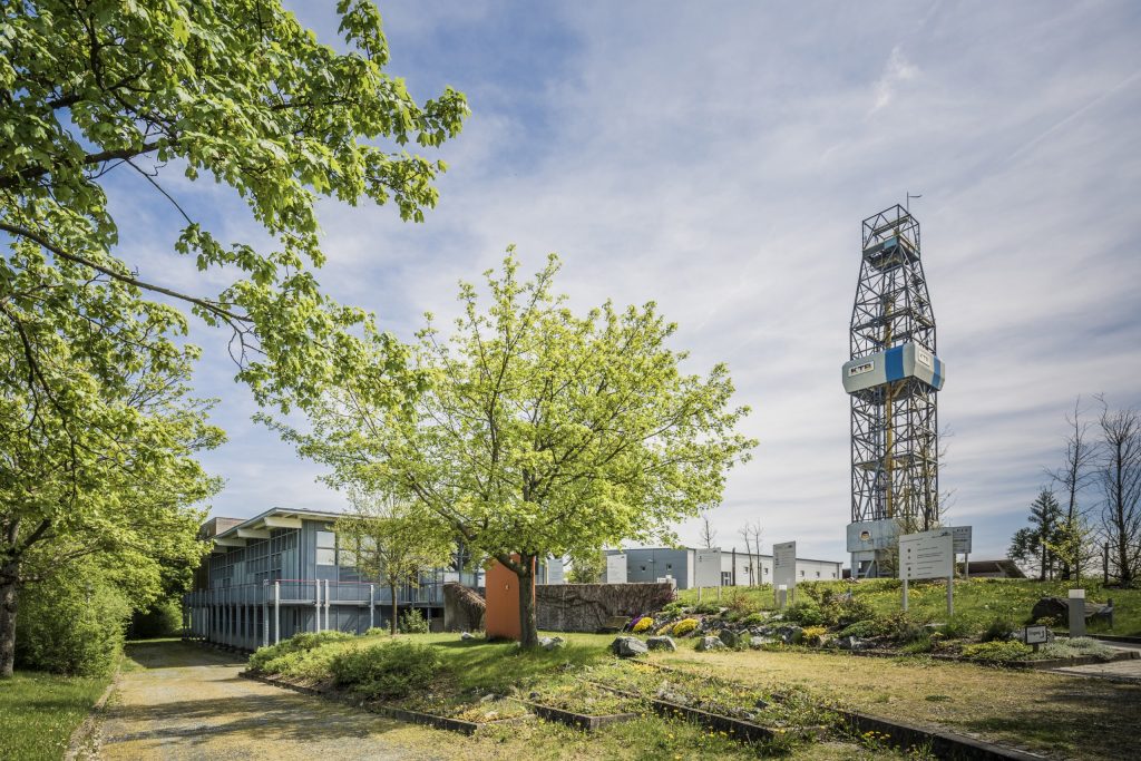 Eine Reise (fast) bis zum Mittelpunkt der Erde