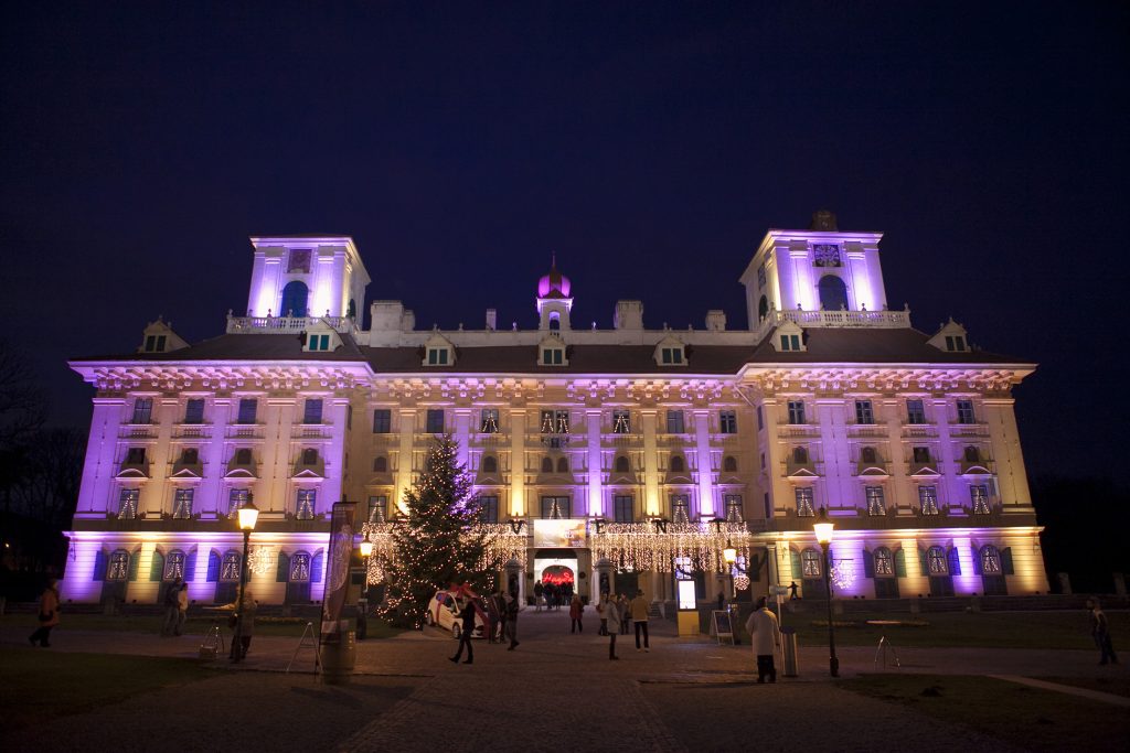 Malerische Vorweihnachtszeit im Burgenland