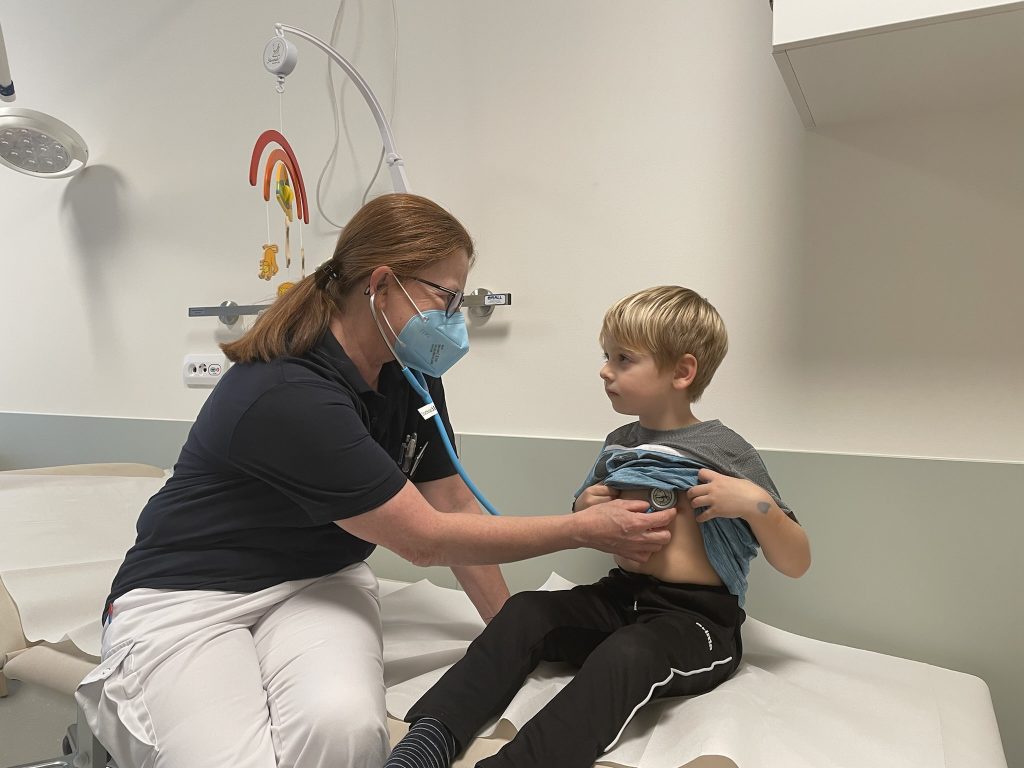 Ganzheitliche Therapien für herzkranke Kinder