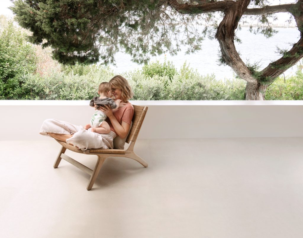 Plastik sammeln für Babyfußabdrücke