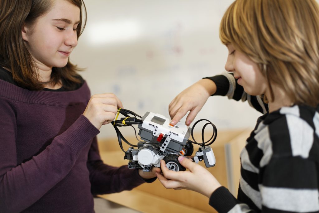TU Graz bringt Kindern Technik näher