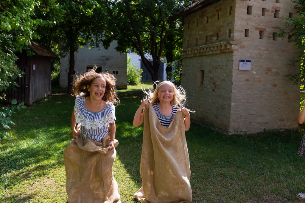 Kinder- und Spielefest im Weinviertler Museumsdorf Niedersulz