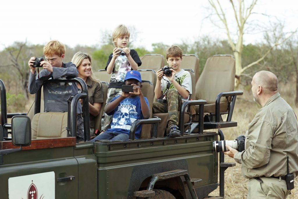 Thanda Safari: Wo Kinder die Big Five erleben