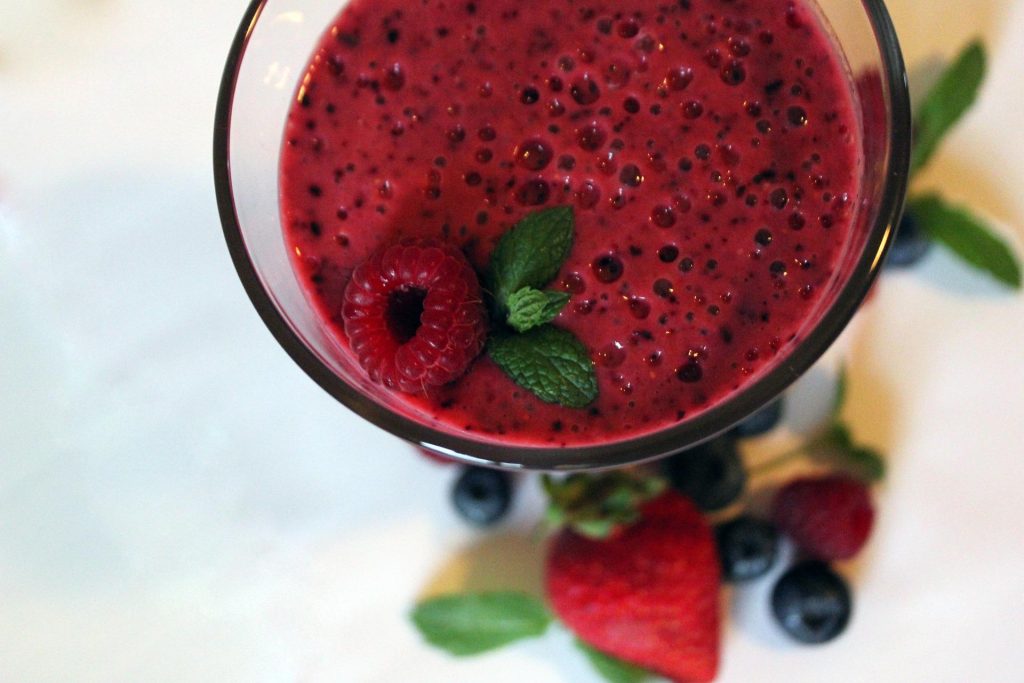 Smoothies: Wie man sie gesund zubereitet und die Zuckerfalle vermeidet
