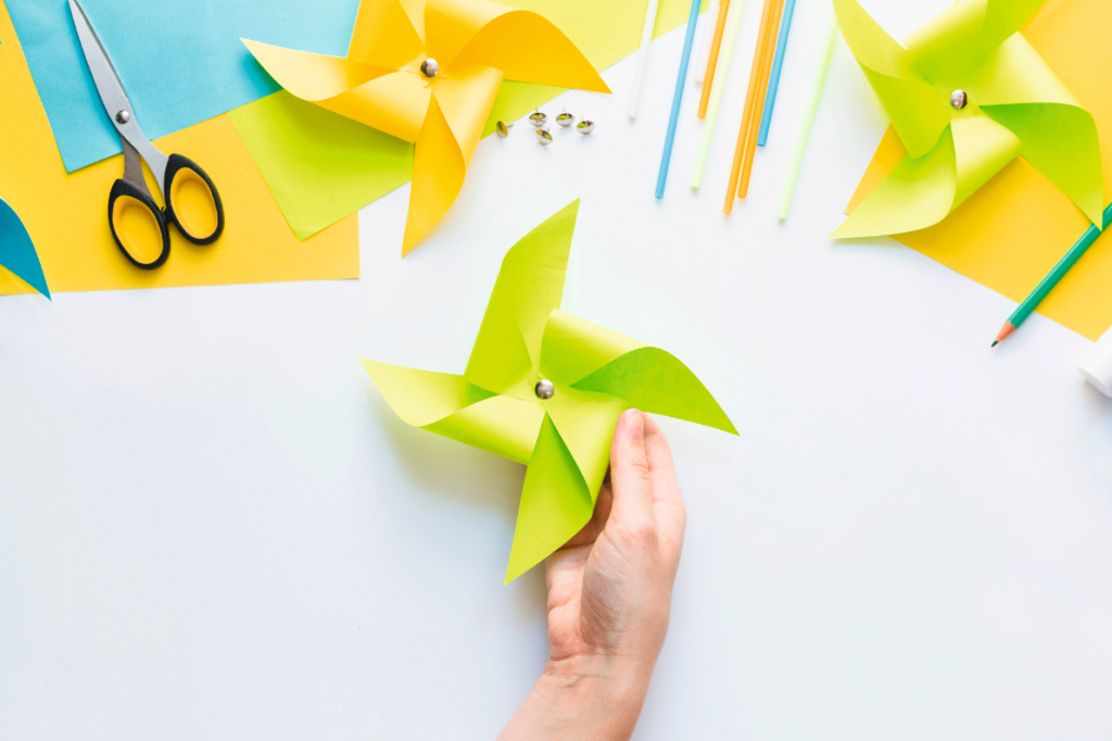 Basteln: Windrad aus Papier