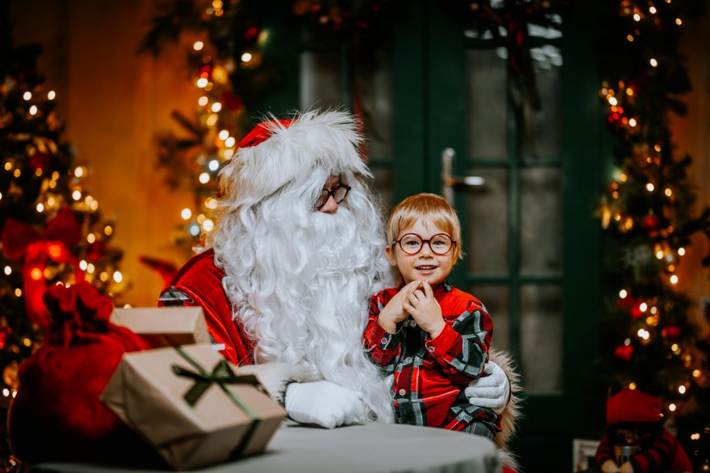 WENN DER NIKOLAUS KOMMT – Was Eltern rechtlich wissen sollten
