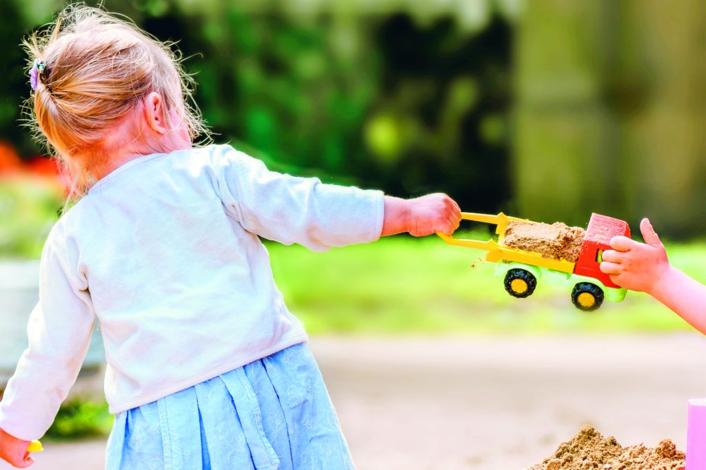 Dürfen wir andere Kinder maßregeln?